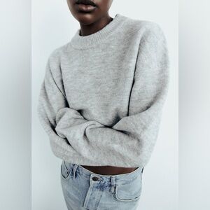 Zara - Cropped Knit Sweater - Grey - Size Small ** Like new condition**